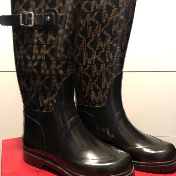 Michael Kors rain boots in great condition - Picture 3 of 3